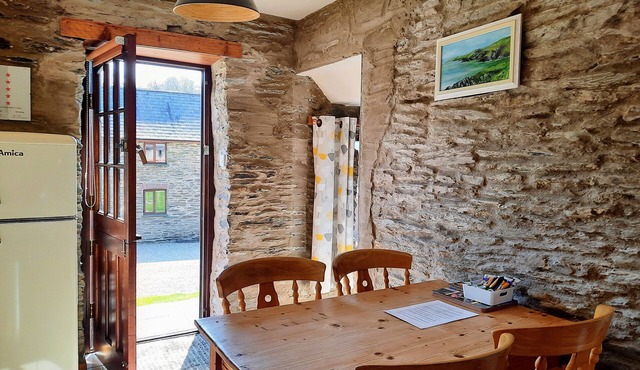 Oak Cottage - Two bedroom cottage - Cardigan Bay, West coast of Wales