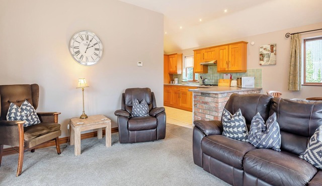 Oak Cottage - UK45576