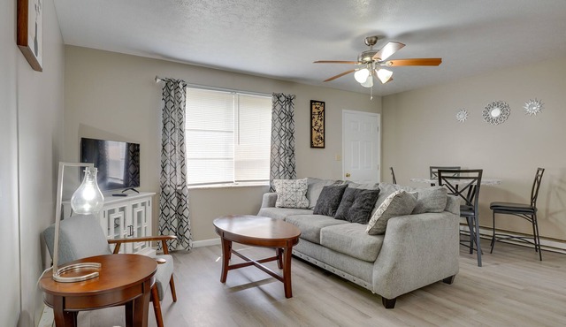 Oak Hill Vacation Rental - Close to New River!