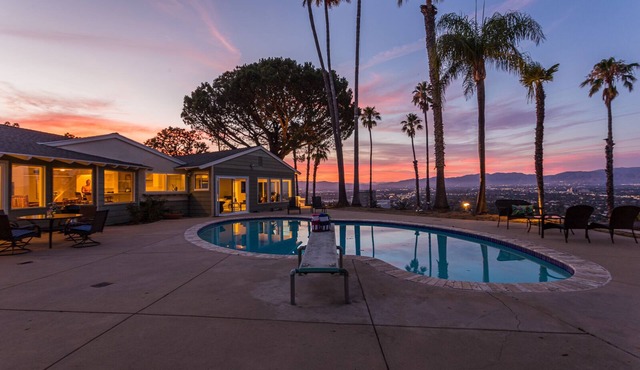 Oak Hills by AvantStay | Panoramic View, Pool, Spa