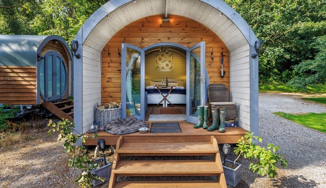 Oak Retreat - UK46650