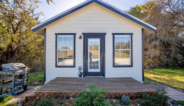 Oak Ridge Cottage ll - Cozy Place To Stay!