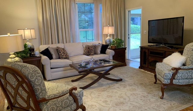 Oak Run Cottage