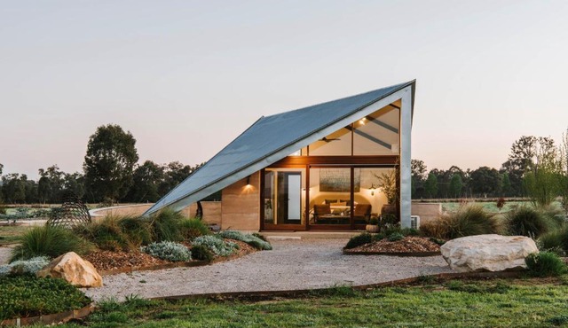 Oak Studio at Kavillo