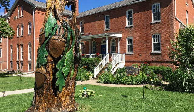 Oak Valley Inn & Suites