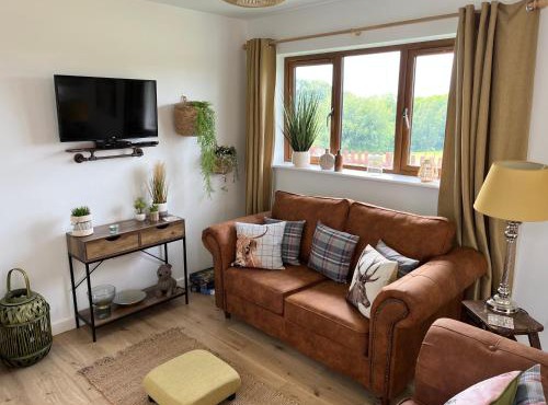 Oak Valley Lodges & Camping