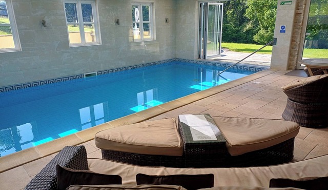Oak View, Rural Home in Devon with Indoor Pool