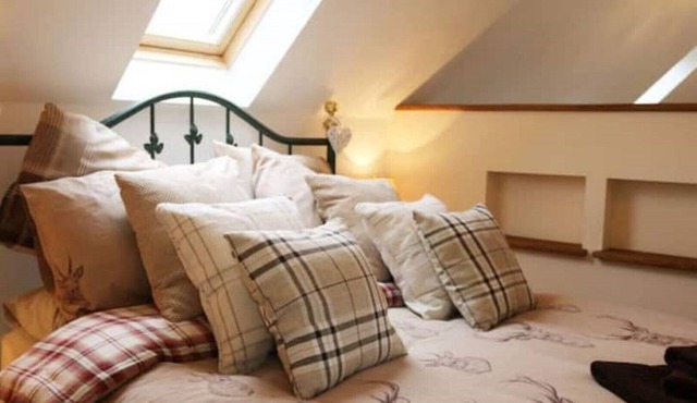 Oakheath studio apartment.