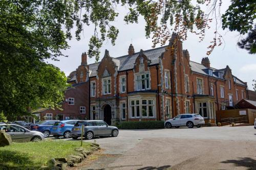 Oaklands Hall Hotel Grimsby