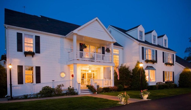 Oakmont Inn