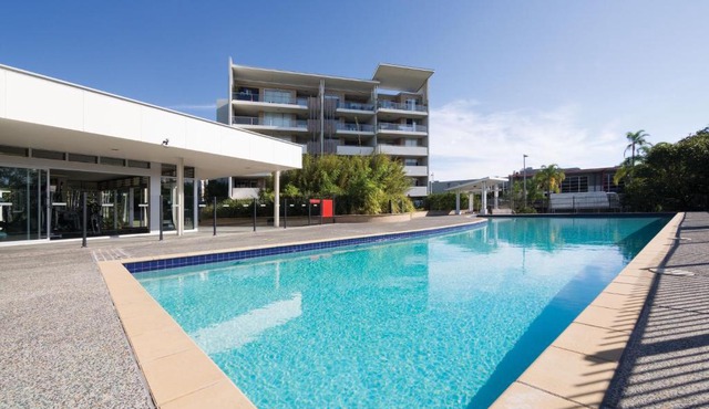 Oaks Brisbane Mews Suites