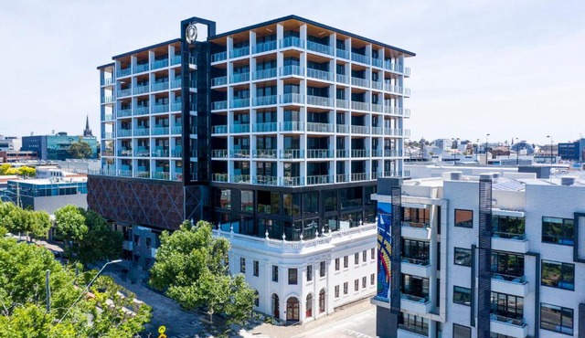 Oaks R Suites Geelong