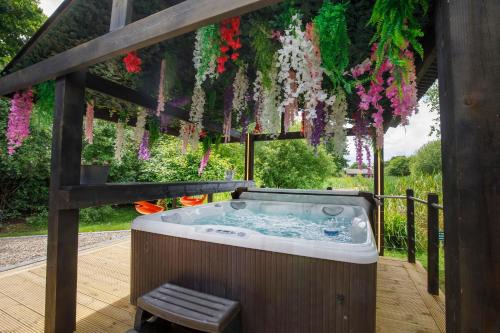 Oakwood Lodges with Hot tubs York