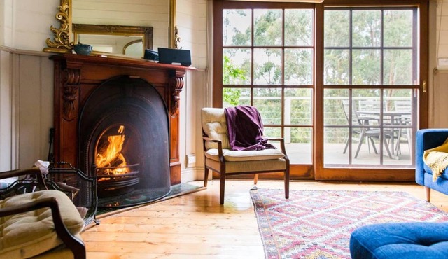 Oakwood Retreat - Complete Seclusion - Dog Friendly - Wood Fire
