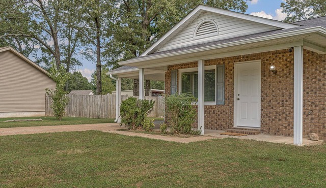 Oaky Hideaway - 3Bd 1.5Ba, Highspeed WiFi, Fenced yard, Southside complex close!