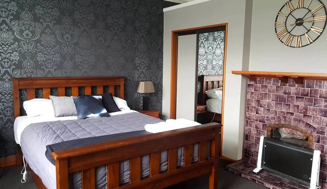 Oamaru Accommodation - Cozy On Till