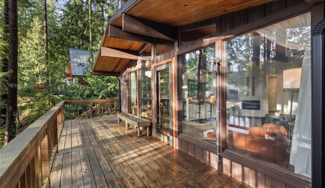 Oar & Evergreen: Forest Views + Private Dock