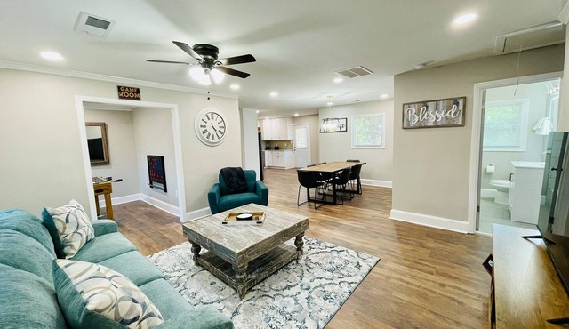 🌳 Oasis at Pine Forest 🌳 3 BR Private House FirePit