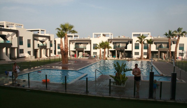 Oasis Beach - Luxurious comfortable apartment near the sea and shops