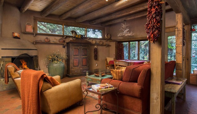 Oasis by the Santa Fe River - 4 Blocks to Historic Plaza; 1 Block to Canyon Road