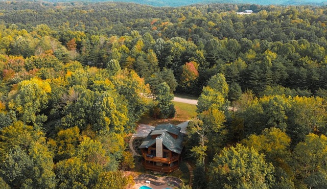 Oasis Glen Cabin | Hocking Hills, Pool, Hot Tub