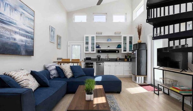 Oasis | Inside Out Living | Privacy | Pool