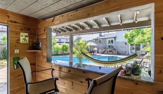 Oasis LuxuryCottage Feel Huge Salt Heated PoolSauna Cabana Fire pit bbq sunroom