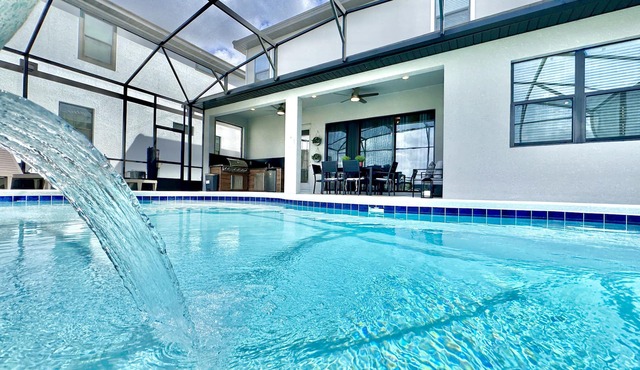 Oasis Retreat with Pool, BBQ & Game Room, International Drive, Near Universal