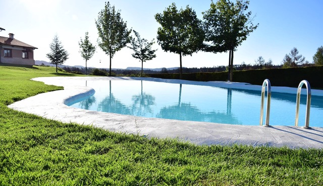 OASIS RURAL con piscina con vistas a la montaña, lugar de descanso al aire libre