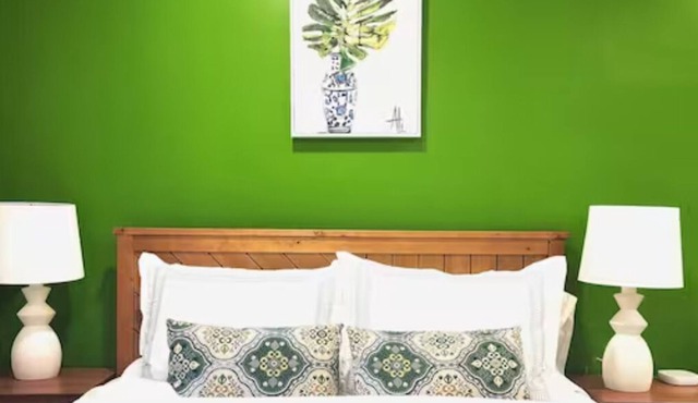 Oasis to Love, Wine Country