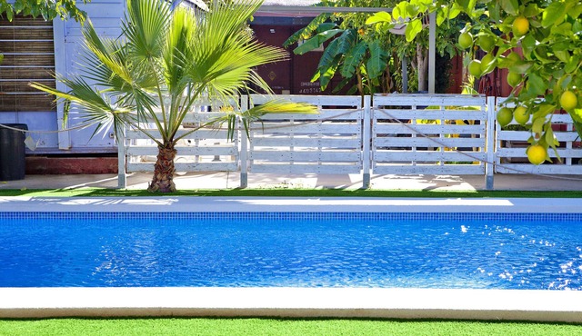 OasisTrain 003 with SWIMMING POOL