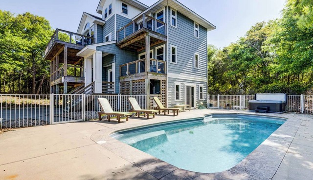 OBX Dream (House) | 1920 ft from the Beach | Private Pool | Southern Shores