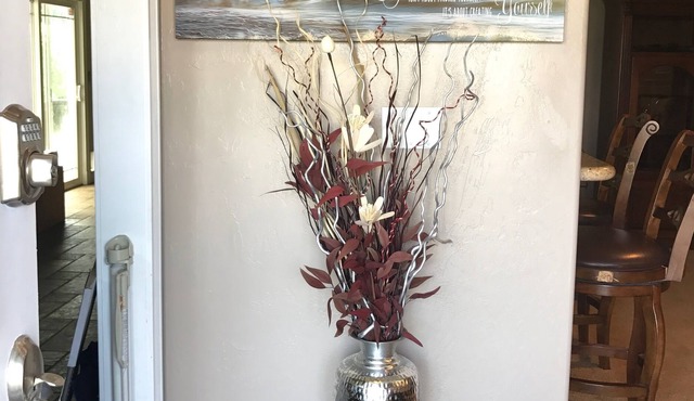 OC Home 5mins to the Beach-big sale in March, April