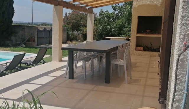 Occitan villa with swimming pool 15 minutes from the sea. Pets allowed