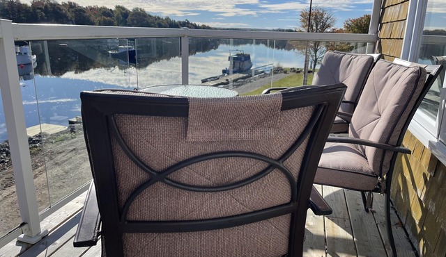 Oceanfront 2BR Private Apartment