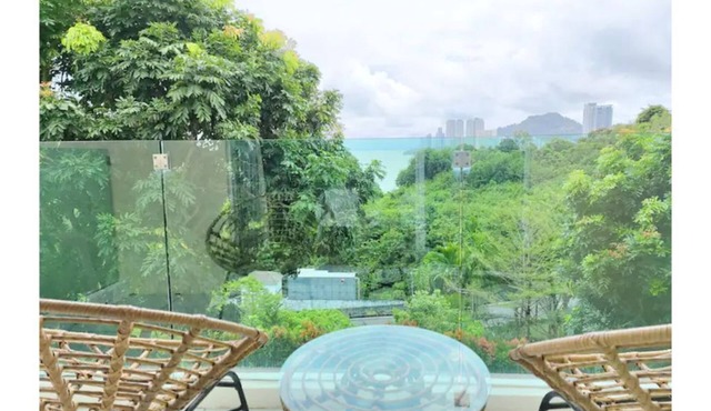 Ocean 19 @ ShamrockVillaIBeachfront 4BR BigGroup