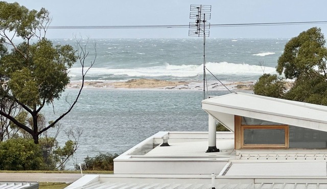 Ocean and Estuary Views - Newly Renovated