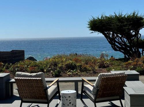 Ocean and Sunset Views - Cliff Side Cottage