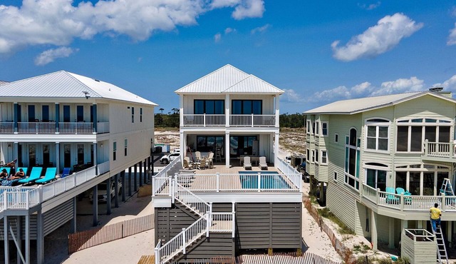 Ocean Awaits 3 - Beach Front - Sleeps 24 - Private Pool - Prickett Properties