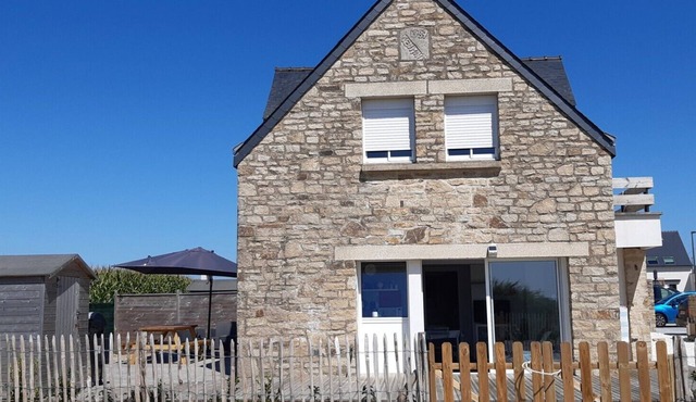 Ocean, beaches, kitesurfing, surfing 400 m away, ground-floor apartment with very large terrace