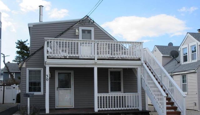 Ocean block first floor duplex in Surf City. Immaculate!