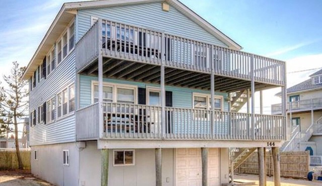 Ocean Block - One off the BEACH