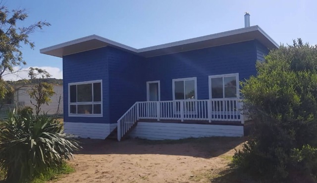 Ocean Blue - a true family beach shack.