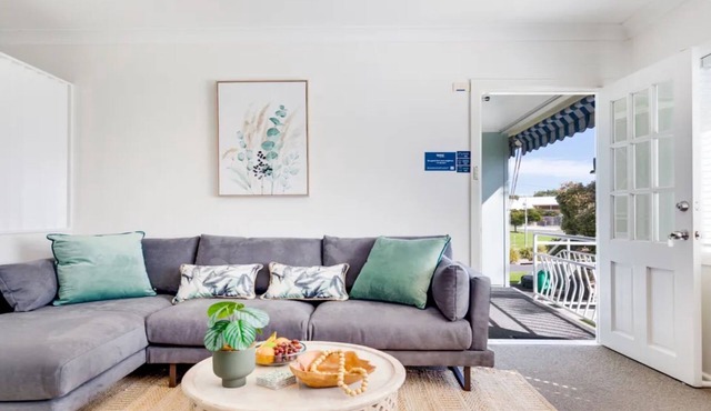 Ocean Blue Apartment Three