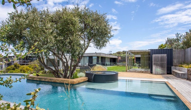 Ocean Blue gas heated pool and spa