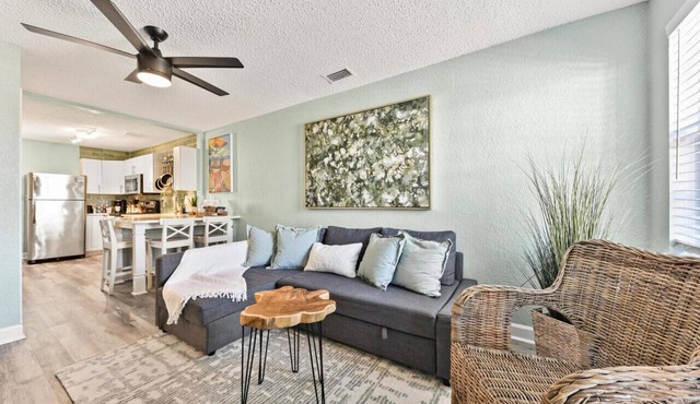 Ocean Blue Cottage|1 Block to Beach| Close to Mayo