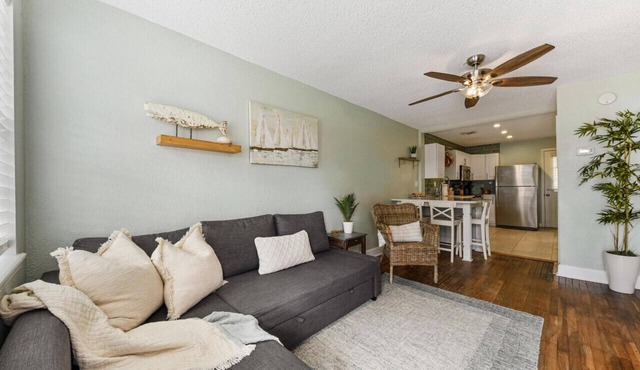 Ocean Blue Cottage 2|1 Blk to Beach| Close to Mayo