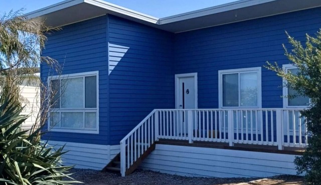 Ocean Blue - Linen, WiFi, Kayo and Pet Friendly