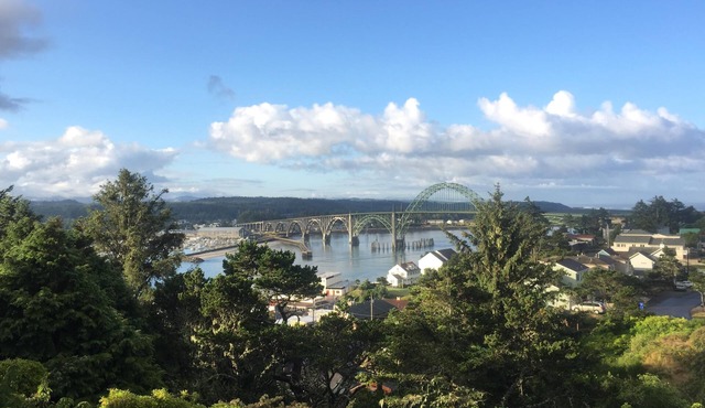 Ocean, Bridge and Bay VIEWS! 7 day minimum rentals