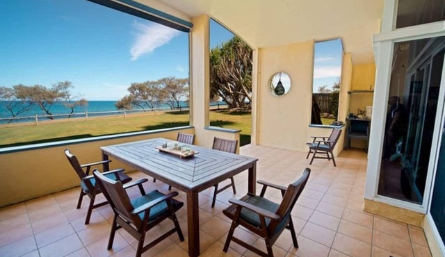 OCEAN CLUB HOUSE. Absolute Oceanfront house directly on championship golf course